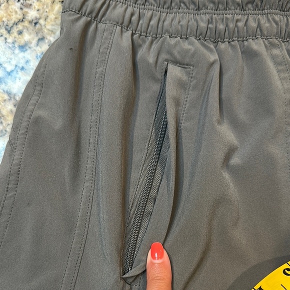 Athleta Expedition Skort Athleisure Zip Front Built In Shorts Olive Women’s 6 - Picture 6 of 9